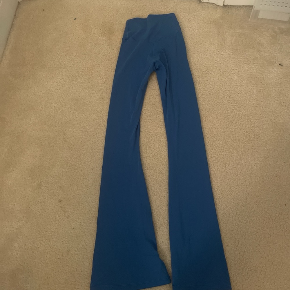 Women's Blue High-Waisted Leggings